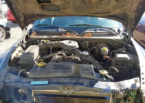 2000 Dodge Dakota Slt/Sport from USA, damaged, VIN 1B7GL22X6YS638460